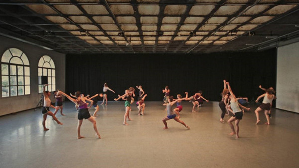 Gaga dancers Emma Rozgoni Open