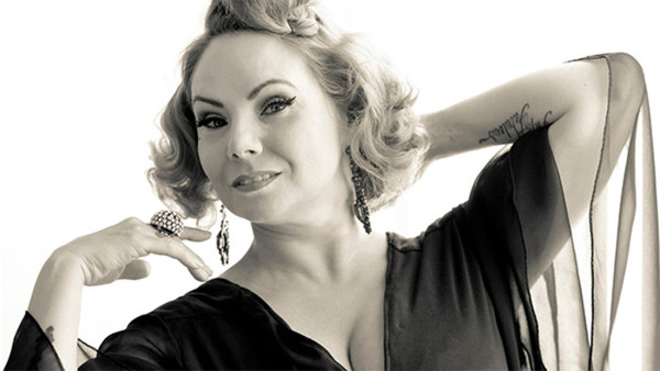 Basic Burlesk 18 år+ N Miss Diamond & Miss Strega