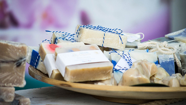 Make your own ecological shampoo bar