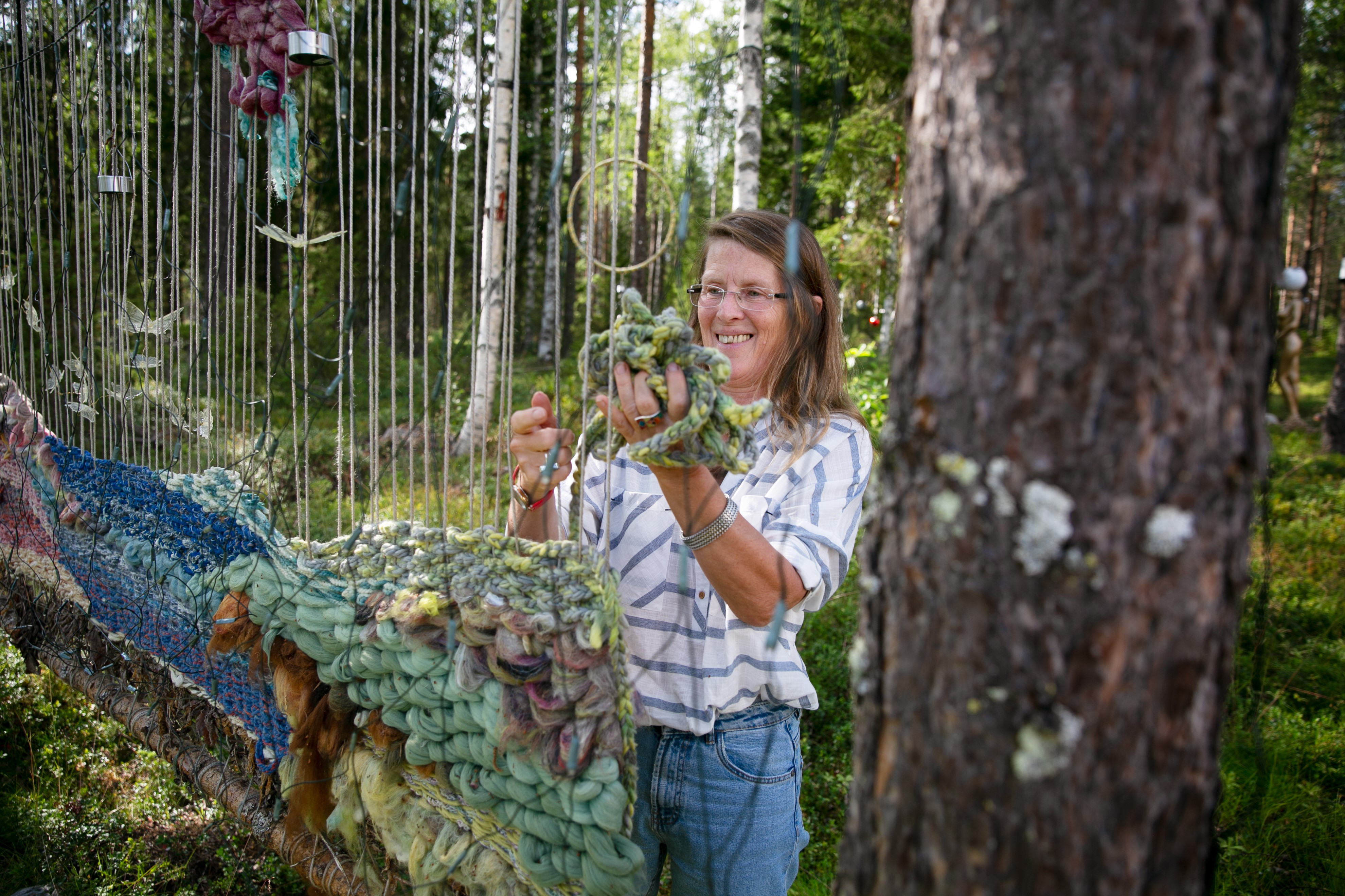 Konst i skogen med Cornelia Lohf