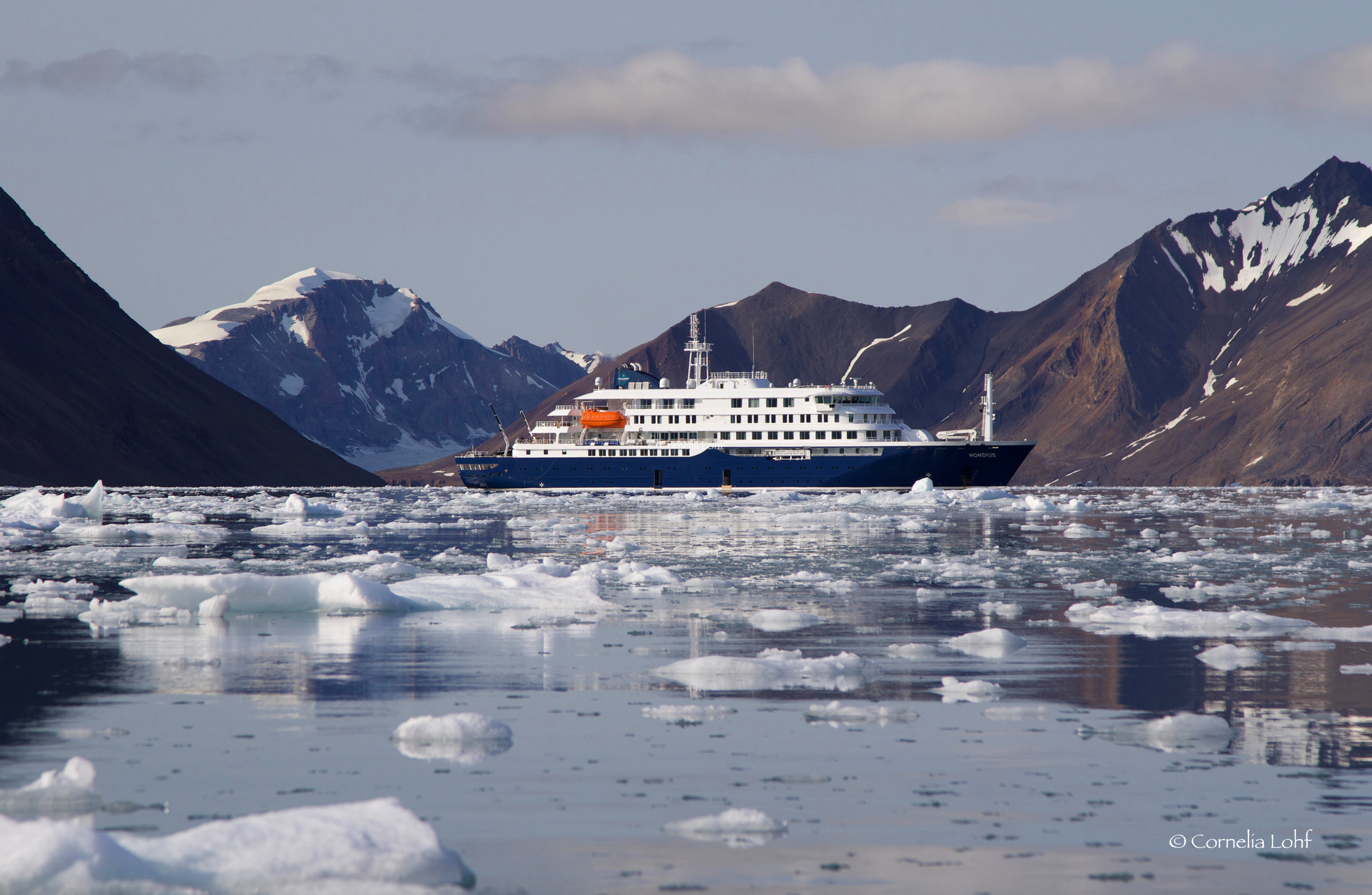 Föreläsning om ögruppen Svalbard: Isbjörnens rike